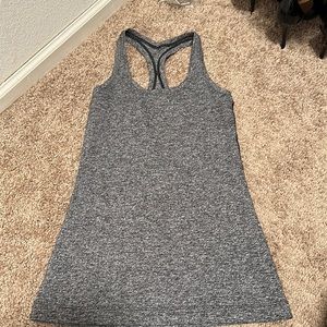 Lululemon stretchy tank - grey. Size 4